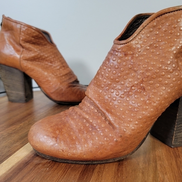Latitude Femme Ankle Boots Leather Textured Slouch Heeled Size 38.5 - Picture 5 of 16